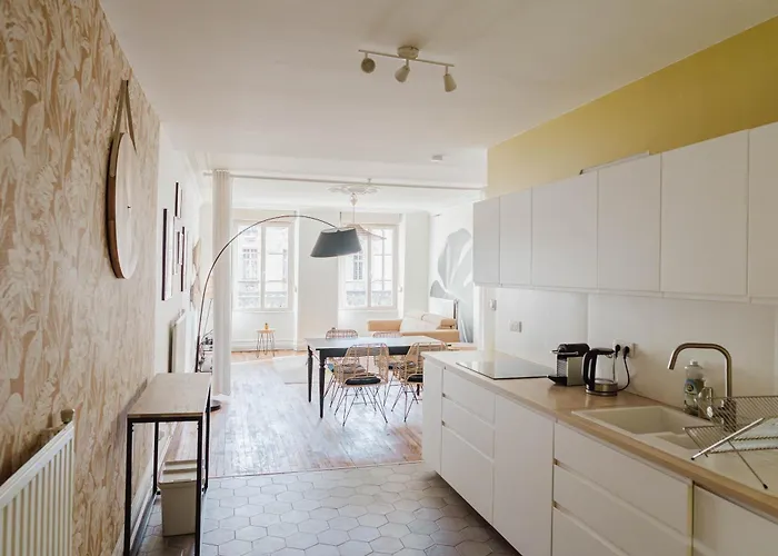 Le Strategique - Hyper Centre